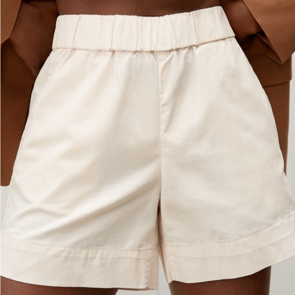 everlane the easy short